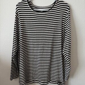 Women's long-sleeve black & white striped top